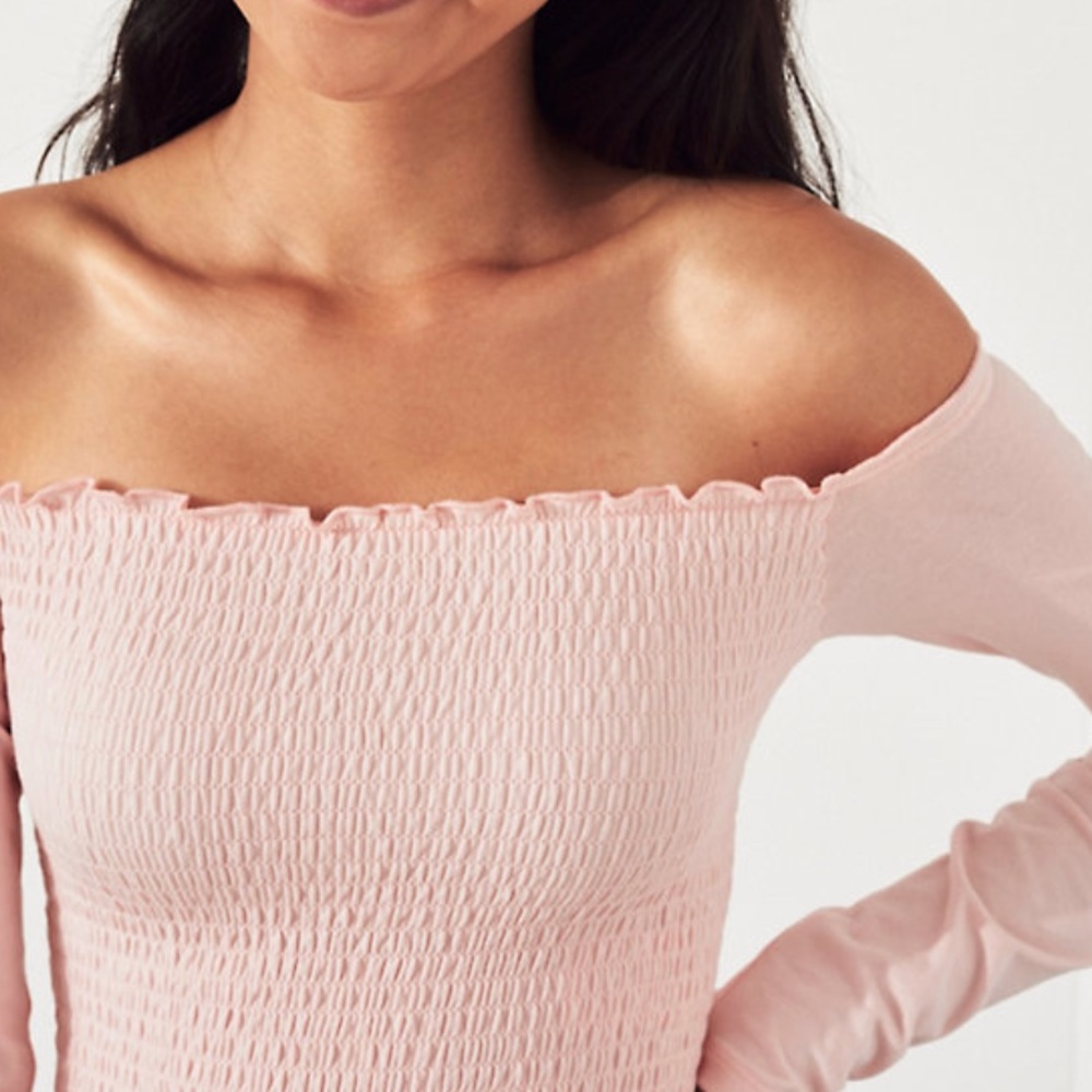 New Hollister crop top - Picture 4 of 8